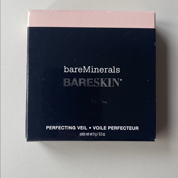 bareMinerals BARESKIN Perfecting Veil in Light to Medium